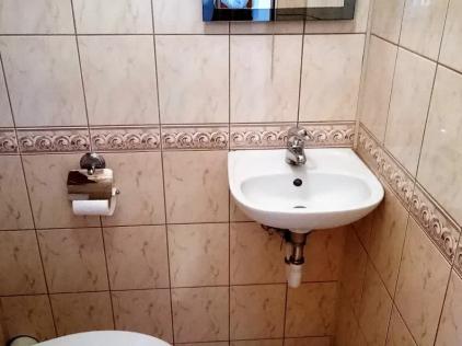 wc z umywalka